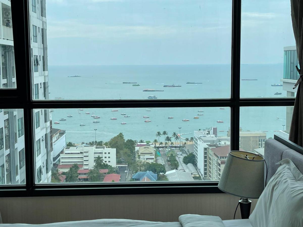 The Base Pattaya Aparthotel Exterior foto